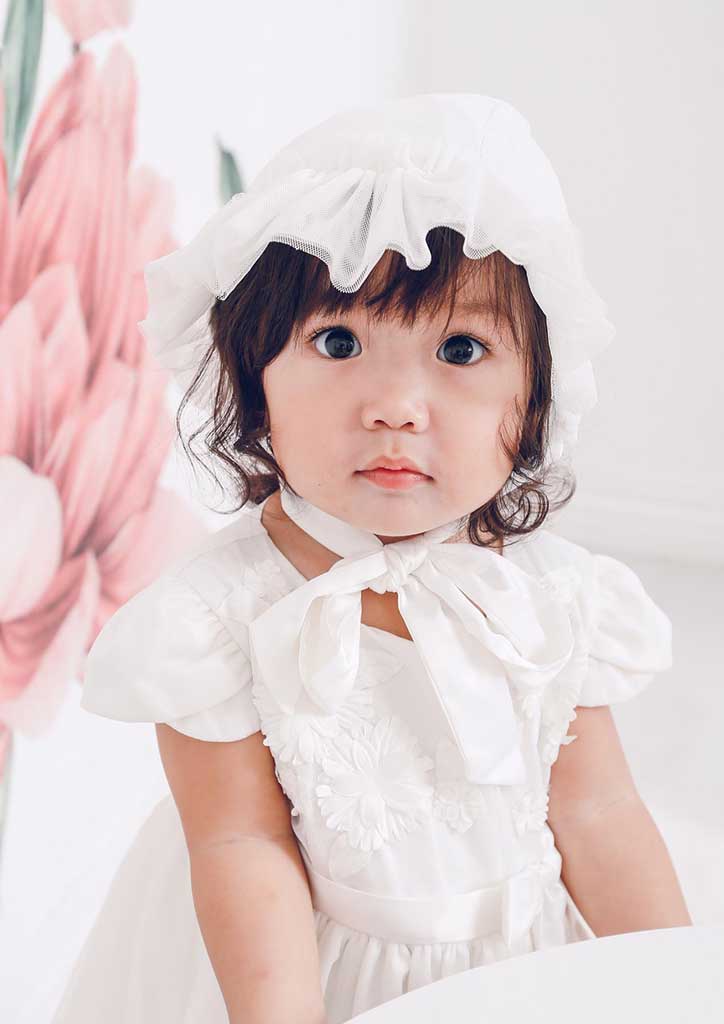 Luxury Soft Baby Christening Short Sleeve Lace Toddler Baptism Gown Elegant  With Bonnet Flower Girls Kid First Communication Maternity Wedding Guest  Dress From Manweisi, $87.04 | DHgate.Com