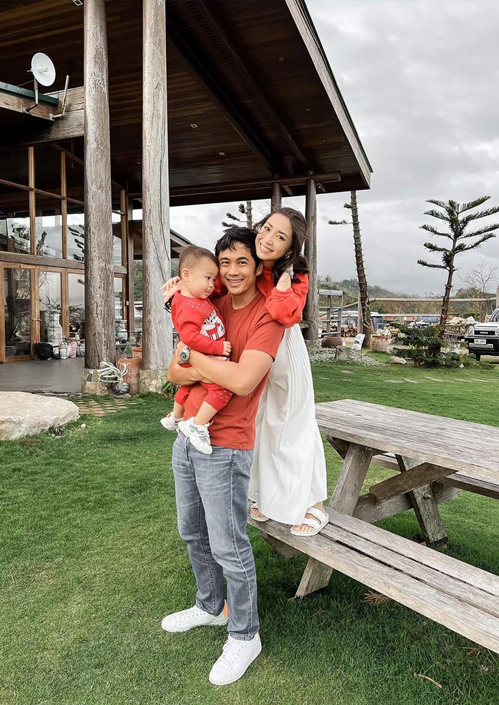 Kryz Uy celebrates the New Year with Slater Young and their son, Scottie
