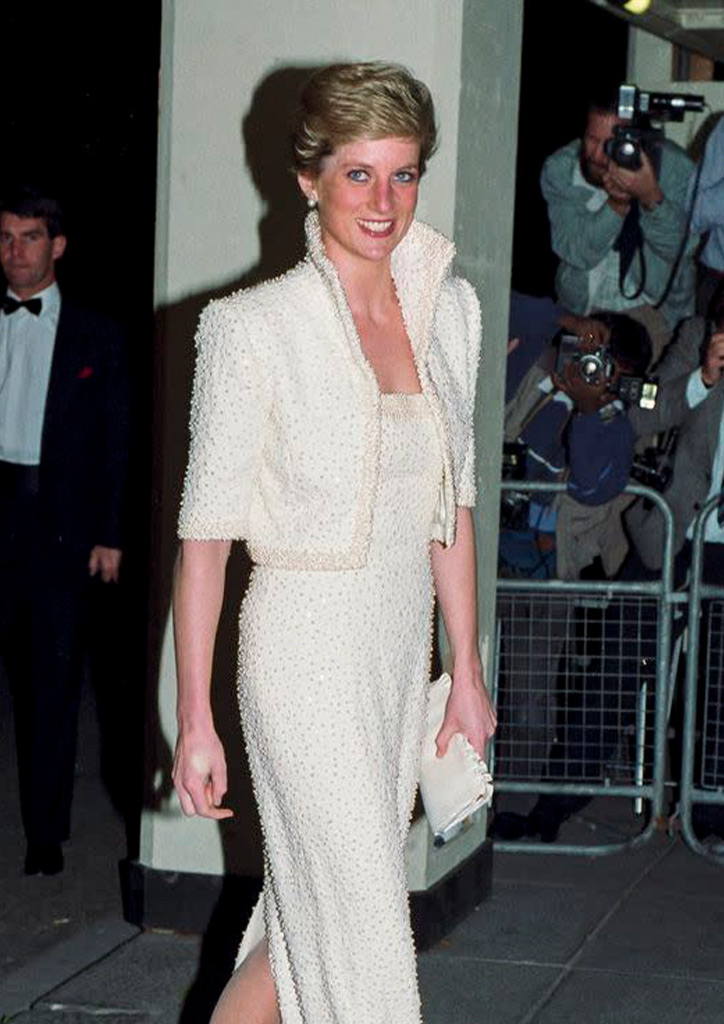 25 of Princess Diana's Most Iconic and Timeless Looks | Modern Parenting