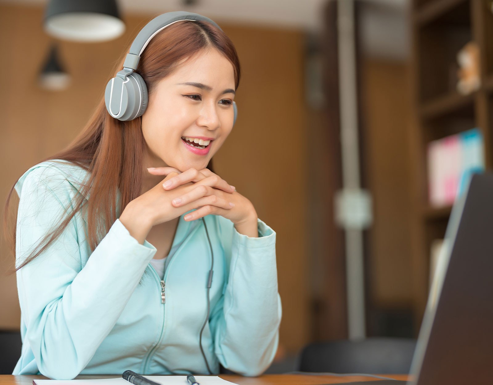 A student attending an online tutoring session