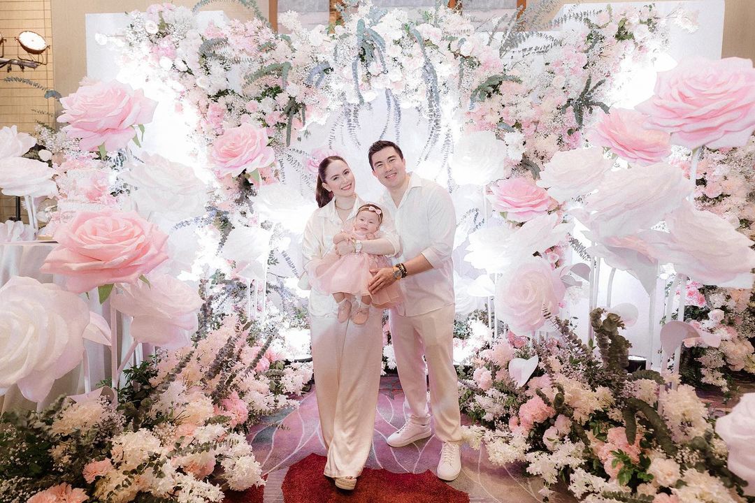 Jessy Mendiola, Luis Manzano, and their daughter Rosie during the little girl's baptismal reception.