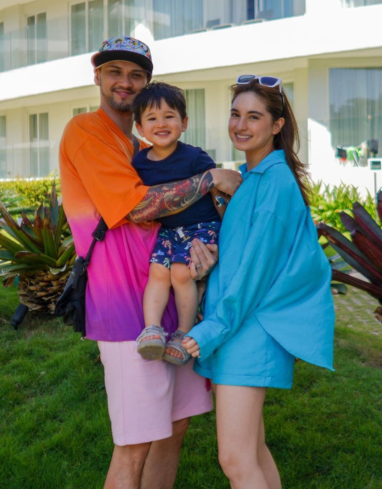 Billy Crawford and family