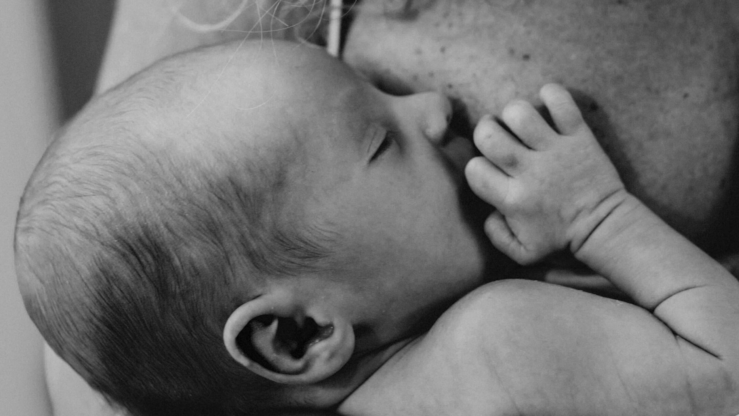 3 Common Problems Moms Suffer During Breastfeeding