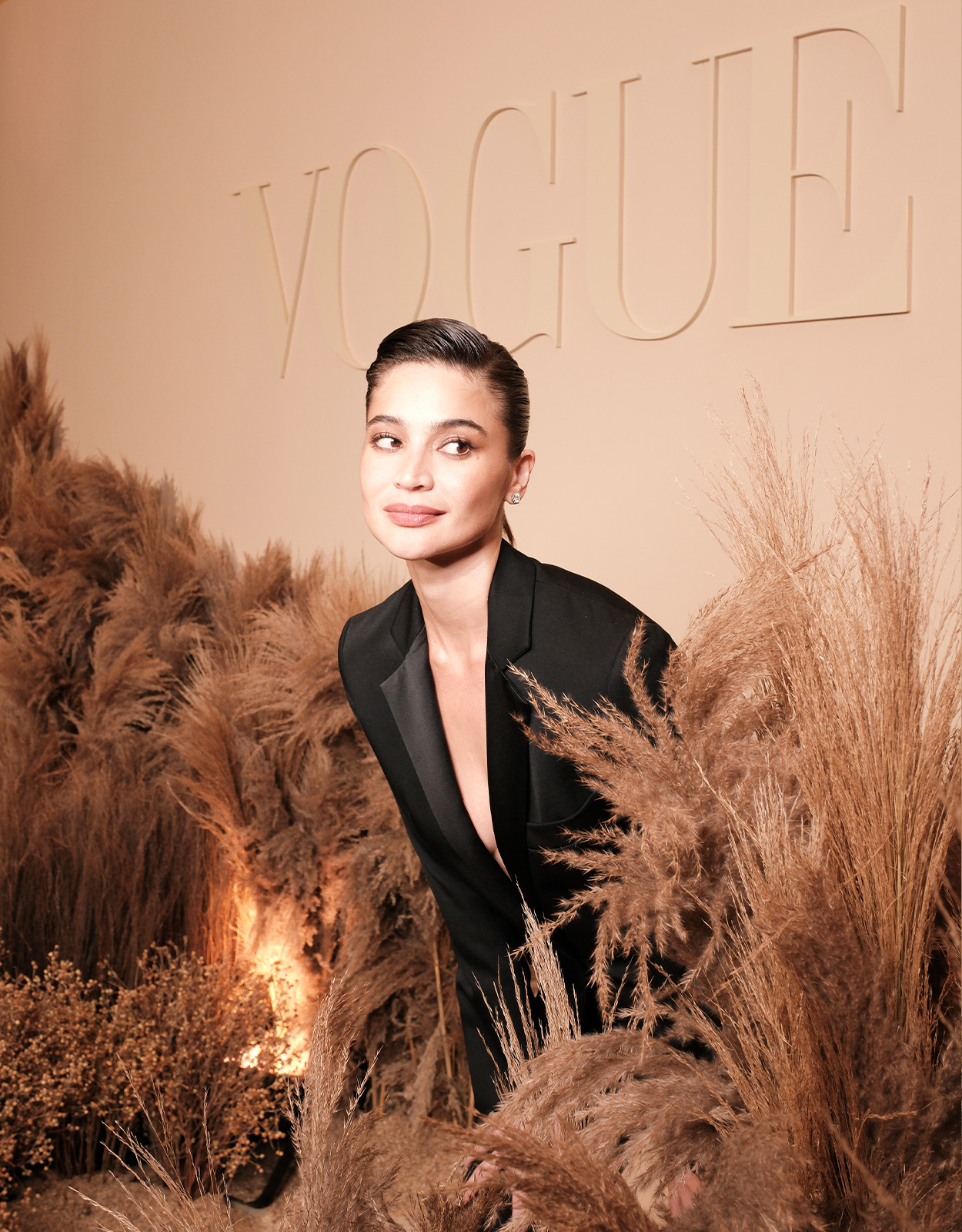 Vogue website features Anne Curtis - Filipino Journal