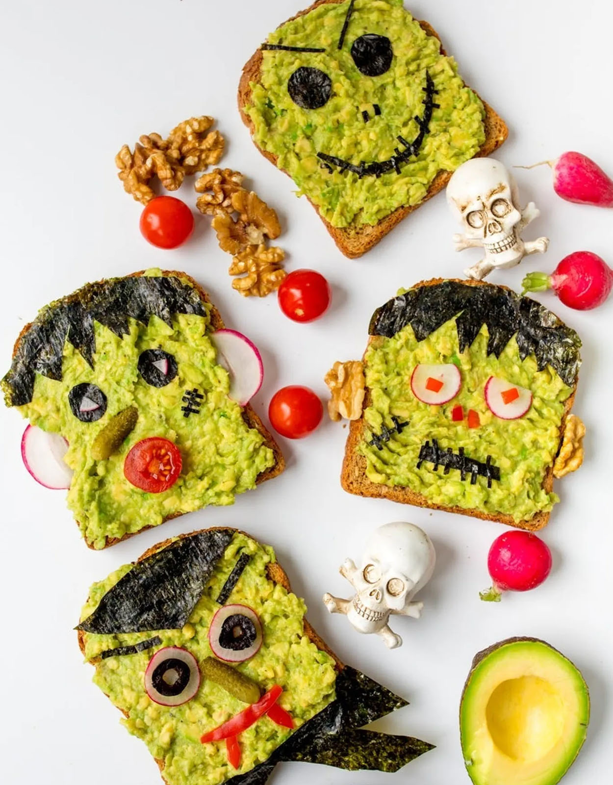 Delicious and Healthy Snacks to Give During Trick or Treat