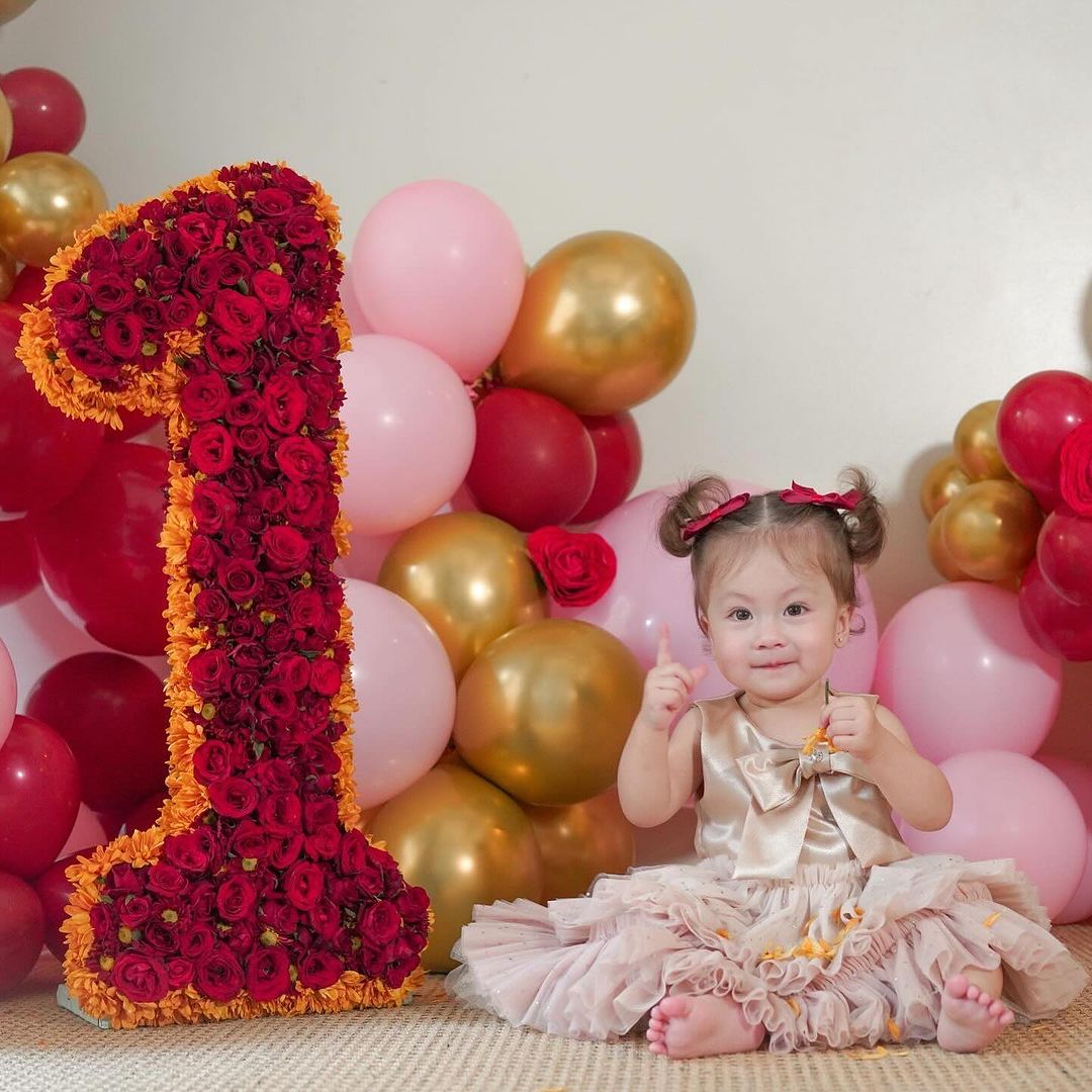 Jessy Mendiola and Luis Manzano's Daughter Isabella Rose showing that she's 1 year old.