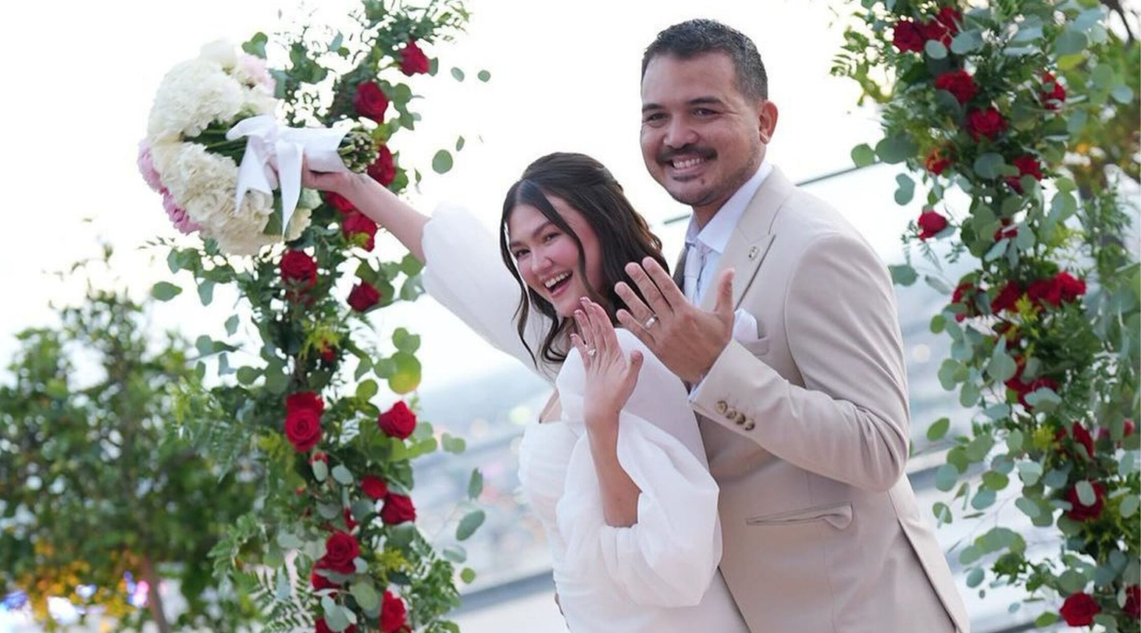 Angelica Panganiban and Gregg Homan tie the knot with an outdoor wedding.