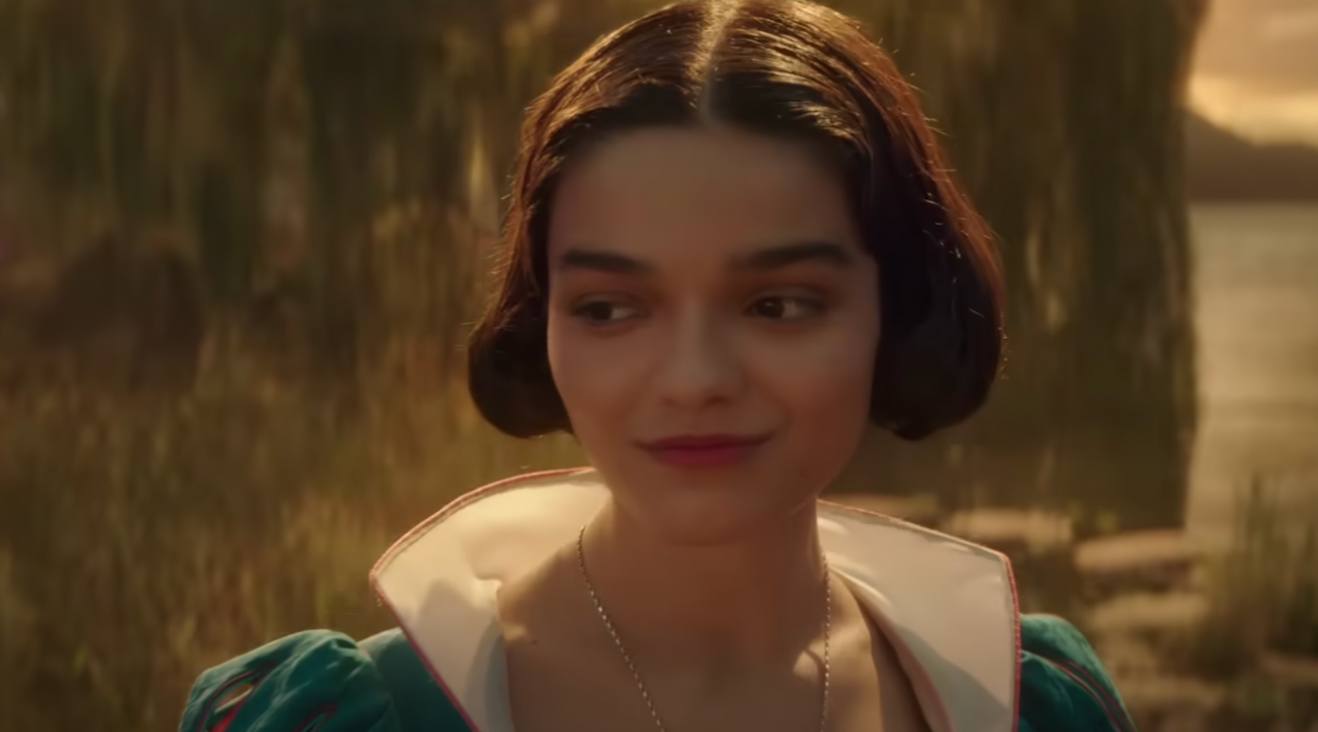 WATCH Disney's First Trailer of Snow White Live Action!