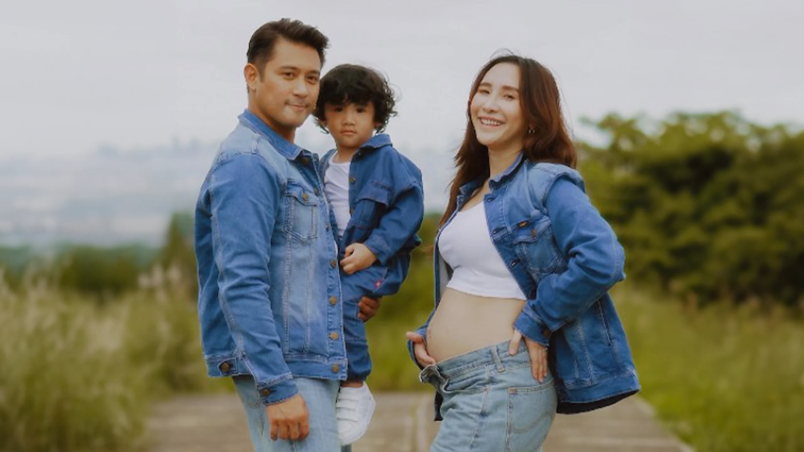 Baby One More Time: Rocco Nacino and Melissa Gohing Are Expecting Again!