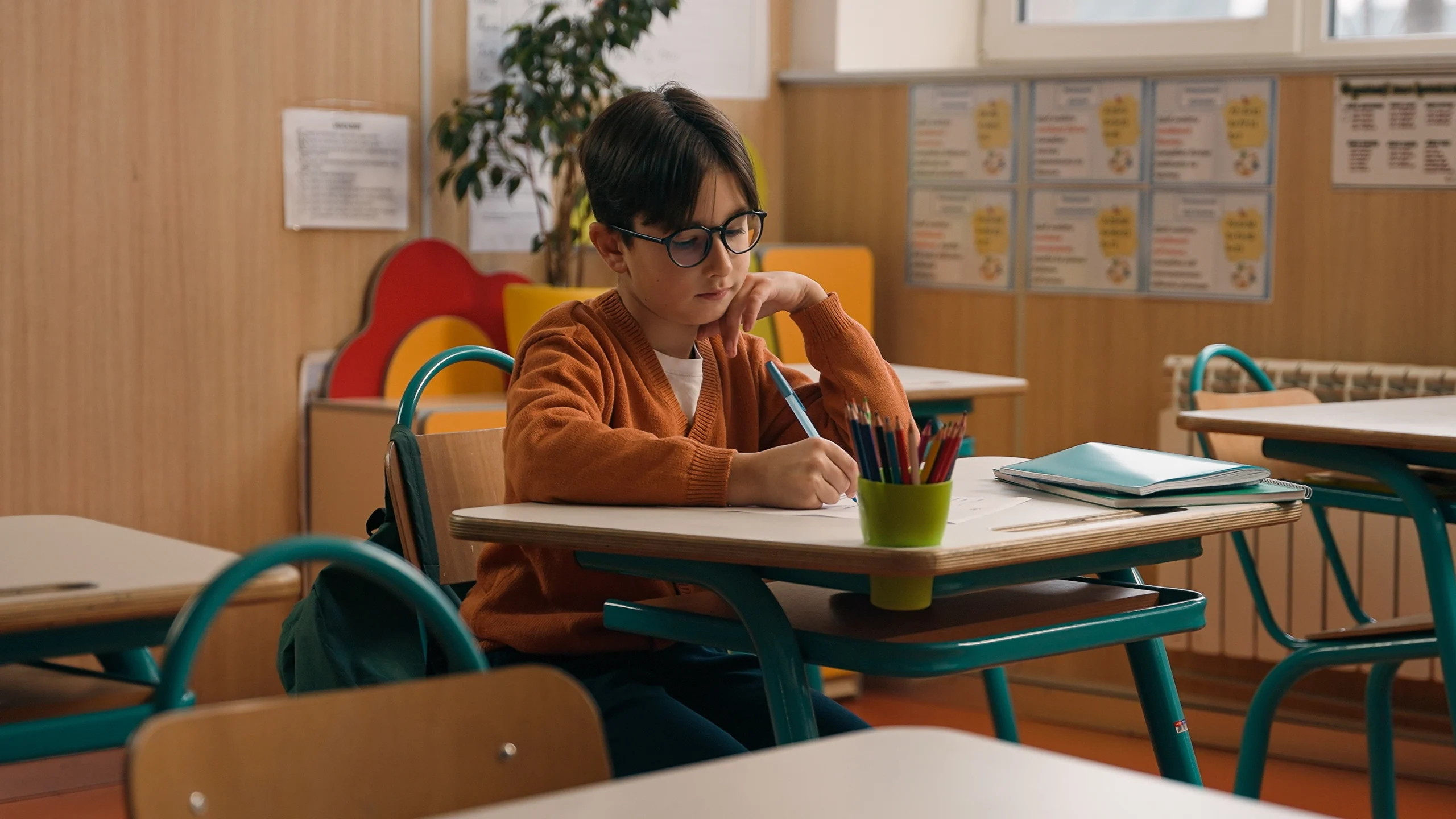 What Parents Can Do When Kids Feel Lonely In School