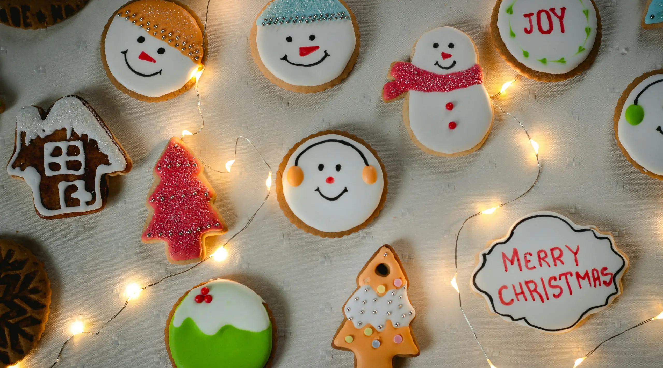 Easy Christmas Dessert Ideas for Filipino Families (Make or Buy!)