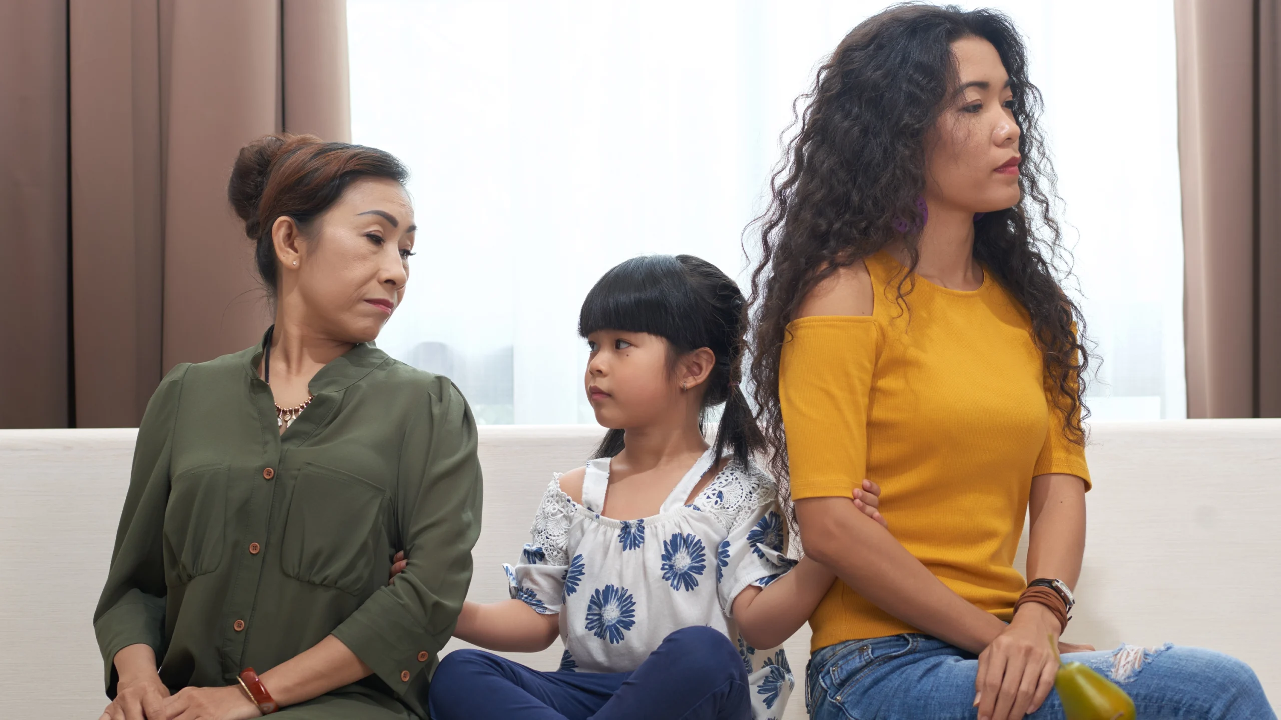 Signs Your Mom Group Isn’t for You (And That’s Okay)